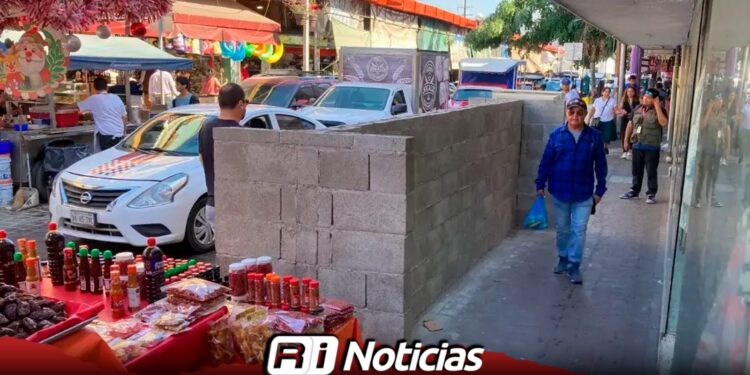 Proyecto de electrificación avanza en el mercado Pino Suárez