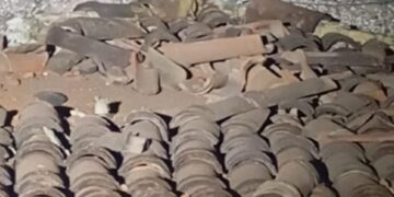 Explota artefacto explosivo en techo de vivienda en el centro de Escuinapa