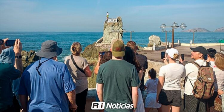 Turismo de cruceros cerrará 2025 con una derrama económica de 691 millones de pesos en Sinaloa