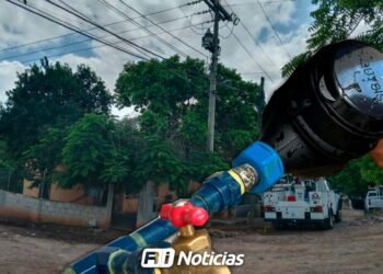 Vecinos de El Vainillo sufren por falta de suministro de agua potable: Acumulan 4 días sin el vital líquido