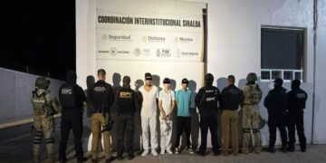 Estaban vestidos de estudiantes de medicina; detienen a tres hombres con 5 kgs de fentanilo en Culiacán