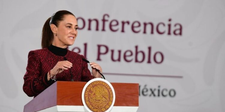 No hay indicios de lavado de dinero en remesas, señala Sheinbaum