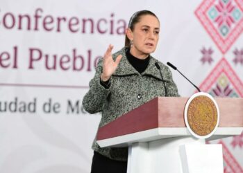 Programas del bienestar y salarios mínimos disminuyeron migración hacia Estados Unidos