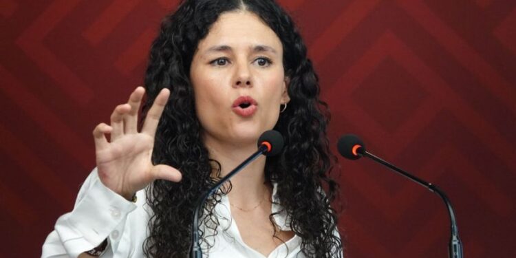 La Ley Esposa no es la vía para la inclusión de las mujeres, al final es una especie de simulación para ir promoviendo a ciertos perfiles: Luisa María Alcalde