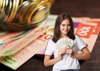 Aguinaldo 2025: Condusef revela 5 consejos para aprovecharlo de la mejor manera