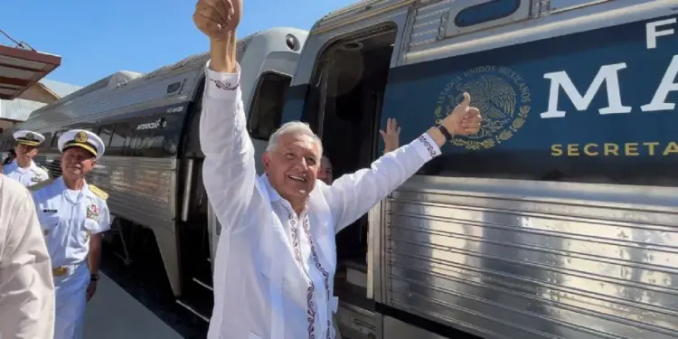 La vigilancia de la construcción del Tren Interoceánico fue encargada por AMLO a su hijo “Bobby” López Beltrán