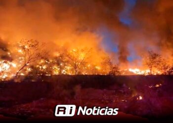 Incendio en el basurón de Culiacán moviliza a cuerpos de emergencia
