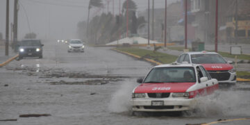 Autoridades refuerzan protocolos ante tormenta invernal; hay alerta para cinco estados