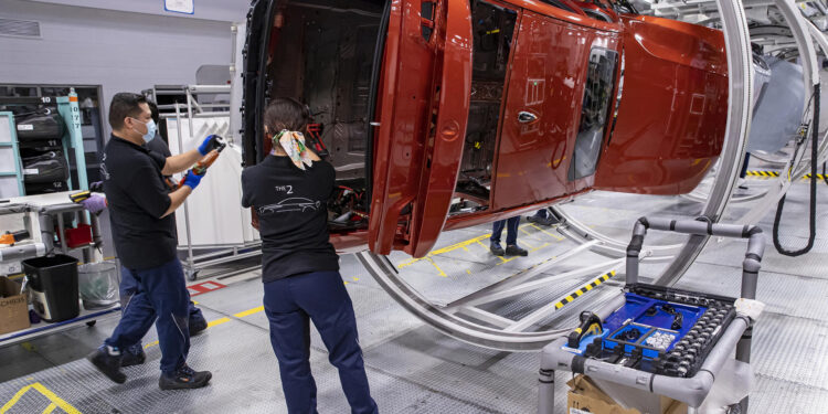 Producción de autos cayó 0.9% en 2025 ante amenazas arancelarias de EE.UU.