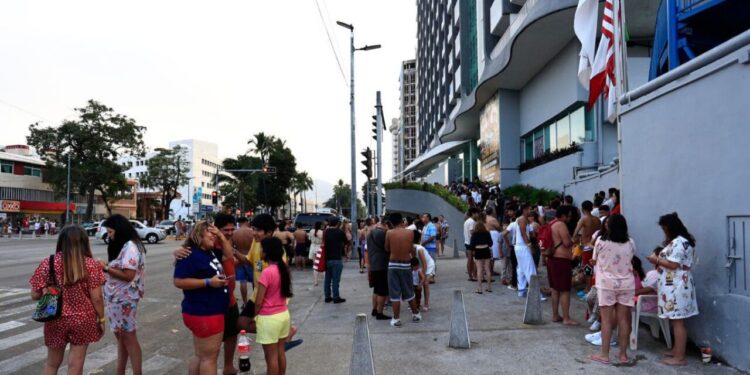 Van 420 réplicas del sismo magnitud 6.5 en Guerrero