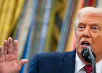 Trump afirma que EE.UU. podría gobernar Venezuela y extraer su petróleo durante años