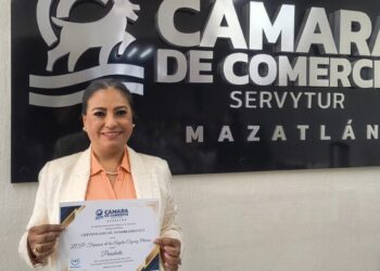 Cámara de Comercio de Mazatlán ratifica a Francisca Cázarez Oliveros como su Presidenta para el Período 2026 – 2027