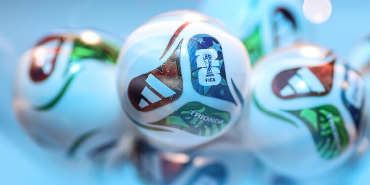 Proponen acuñación de tres monedas conmemorativas por el Mundial 2026