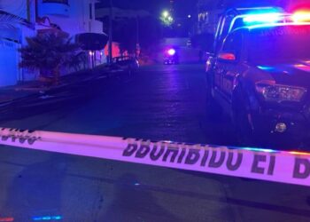 Localizan a dos personas calcinadas en la cajuela de un vehículo en la colonia Guadalupe en Culiacán
