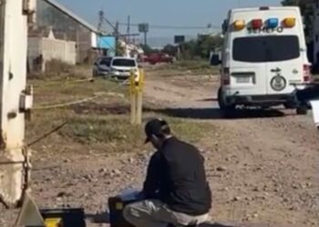 Asesinado y envuelto en bolsas encuentran a hombre en la colonia Industrial El Palmito, en Culiacán
