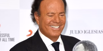 La Fiscalía de la Audiencia Nacional investiga ya a Julio Iglesias por la denuncia de dos mujeres por presunta trata de personas y abusos sexuales