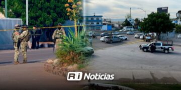 Tiran cuerpo a las afueras del Congreso de Sinaloa