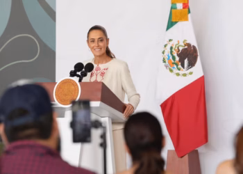 Sheinbaum afirma que ministros de la Corte ahorraron más de mil mdp tras compra de nuevas camionetas