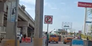 Cae trabajador de puente en construcción en la salida norte de Mazatlán