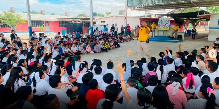Se prevé regreso a clases en Sinaloa bajo vigilancia de Protección Civil