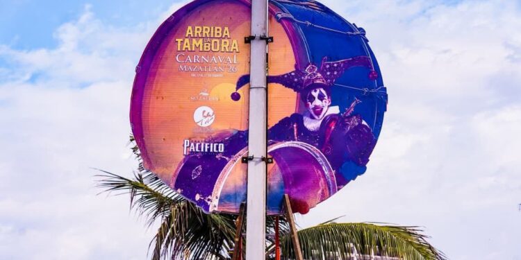 Avanzan preparativos para “vestir” Mazatlán de Carnaval