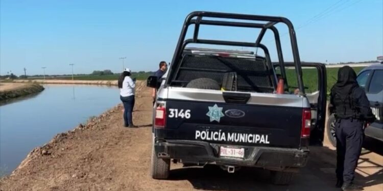 Localizan a hombre sin vida flotando en el canal Rosales, en Lo de Sauceda en Navolato