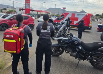 Agente estatal resulta lesionado al accidentarse en motocicleta en Culiacán