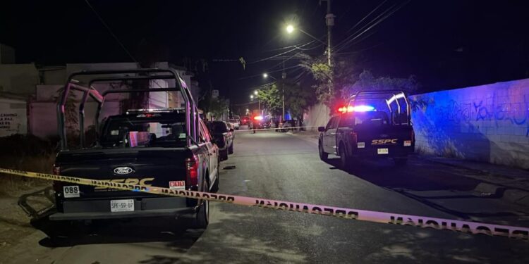 Ejecutan a campesino frente a su casa en Navolato