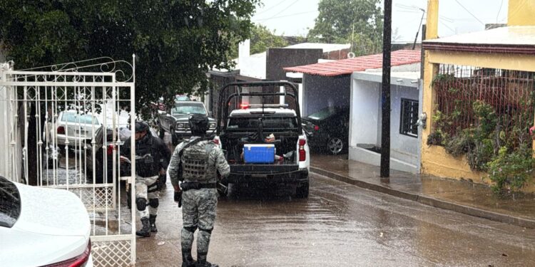 Rafaguean una vivienda de la colonia Lomas del Sol, en Culiacán