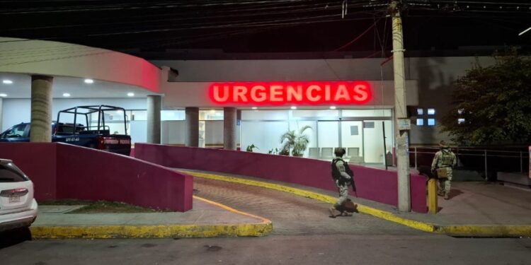 Menor es baleado en El Castillo y pierde la vida en el ISSSTE en Mazatlán