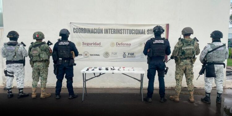 Aseguran objetos prohibidos durante revisión en el penal de Aguaruto