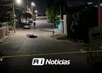 Motociclista pierde la vida tras ataque armado en la colonia Francisco I. Madero, en Culiacán