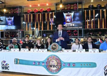 Mauricio Sulaimán celebra el regreso de los hijos de Julio César Chávez: “El Junior está mejor que nunca”