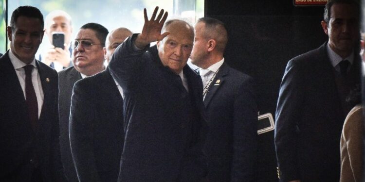 Ratifican a Alejandro Gertz Manero como embajador de Reino Unido