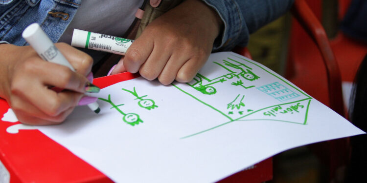 Suprema Corte falla a favor de niños y obliga a pago de alimentos retroactivos