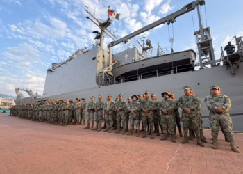 Arriba buque “Usumacinta” con 103 marinos para reforzar seguridad en Puerto Vallarta tras disturbios por asesinato de El Mencho