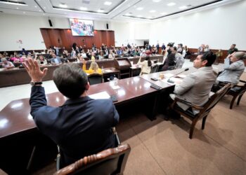 Congreso de Sinaloa vota a favor de la reforma que reduce jornada laboral a 40 horas