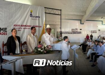 Presenta Jesús Bermúdez Lizárraga su Primer Informe de Gobierno en Villa Unión