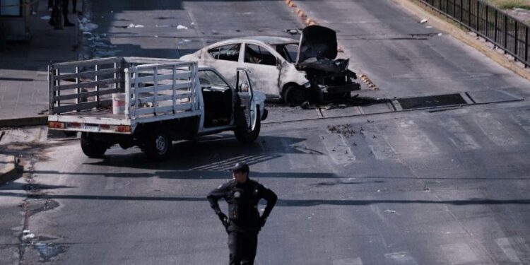 Estados Unidos lanza alerta de seguridad para sus ciudadanos tras muerte del ‘Mencho’ en Jalisco: piden buscar refugio