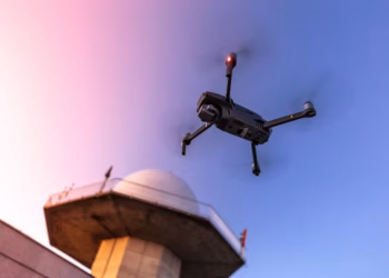 Drones de cárteles mexicanos, la causa del cierre del espacio aéreo en El Paso, Texas, informó EEUU