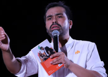 Máynez llama “Grave error” a reforma electoral de Sheinbaum: “Los carniceros de hoy serán las reses de mañana”