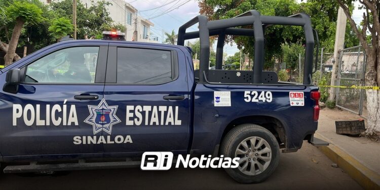 Localizan restos humanos dentro de una hielera en la México 15, en La Cruz de Elota