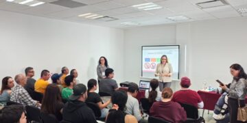 COEPRISS capacita a comerciantes semifijos para fortalecer la seguridad sanitaria