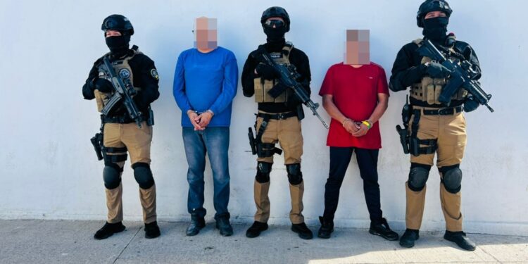 Fiscalía de Sinaloa detiene en Mazatlán a dos probables responsables de secuestro agravado cometido en el Estado de México