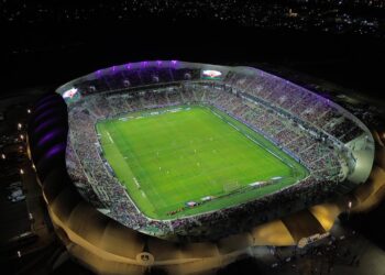 Estadio de futbol de Mazatlán registra otra impresionante afluencia de más de 16 mil aficionados