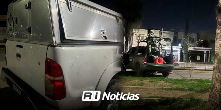 Hallazgo de tres cuerpos con mensajes en la carretera a Villa Juárez