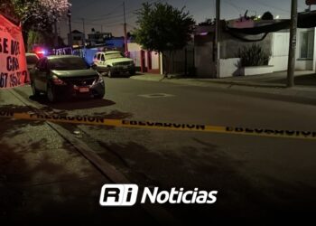 Asesinan a joven dentro de vehículo en Villas del Río
