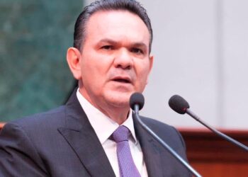 Diputado Sergio Torres permanece hospitalizado en terapia intermedia