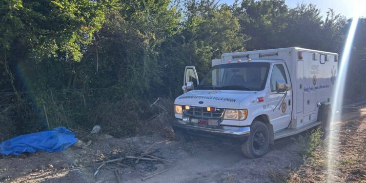 Localizan a hombre sin vida en El Walamo, al sur de Mazatlán