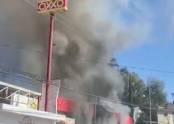 Queman tiendas en Guanajuato tras abatimiento de “El Mencho” | VIDEO